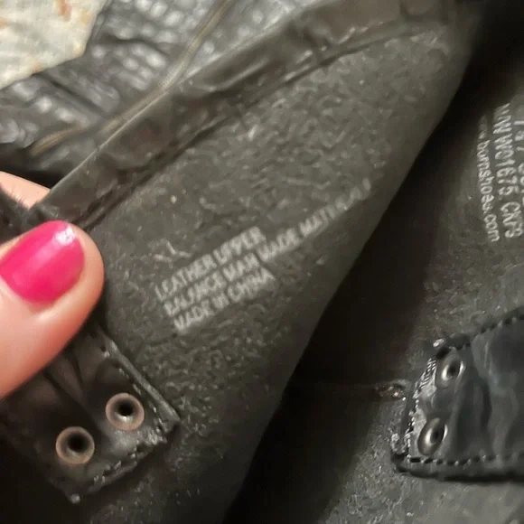 Born unique textured leather black boots - Picture 2 of 7